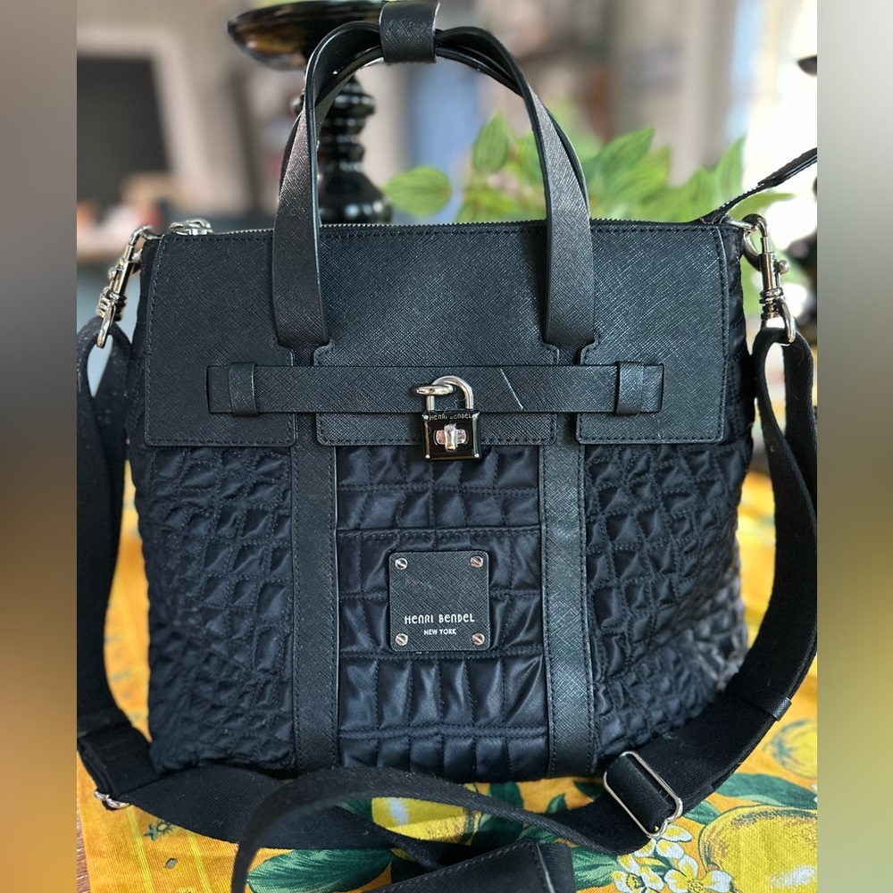 Gorgeous Henri Bendel Jetsetter Quilted Nylon Convertible Black Backpack EUC HTF